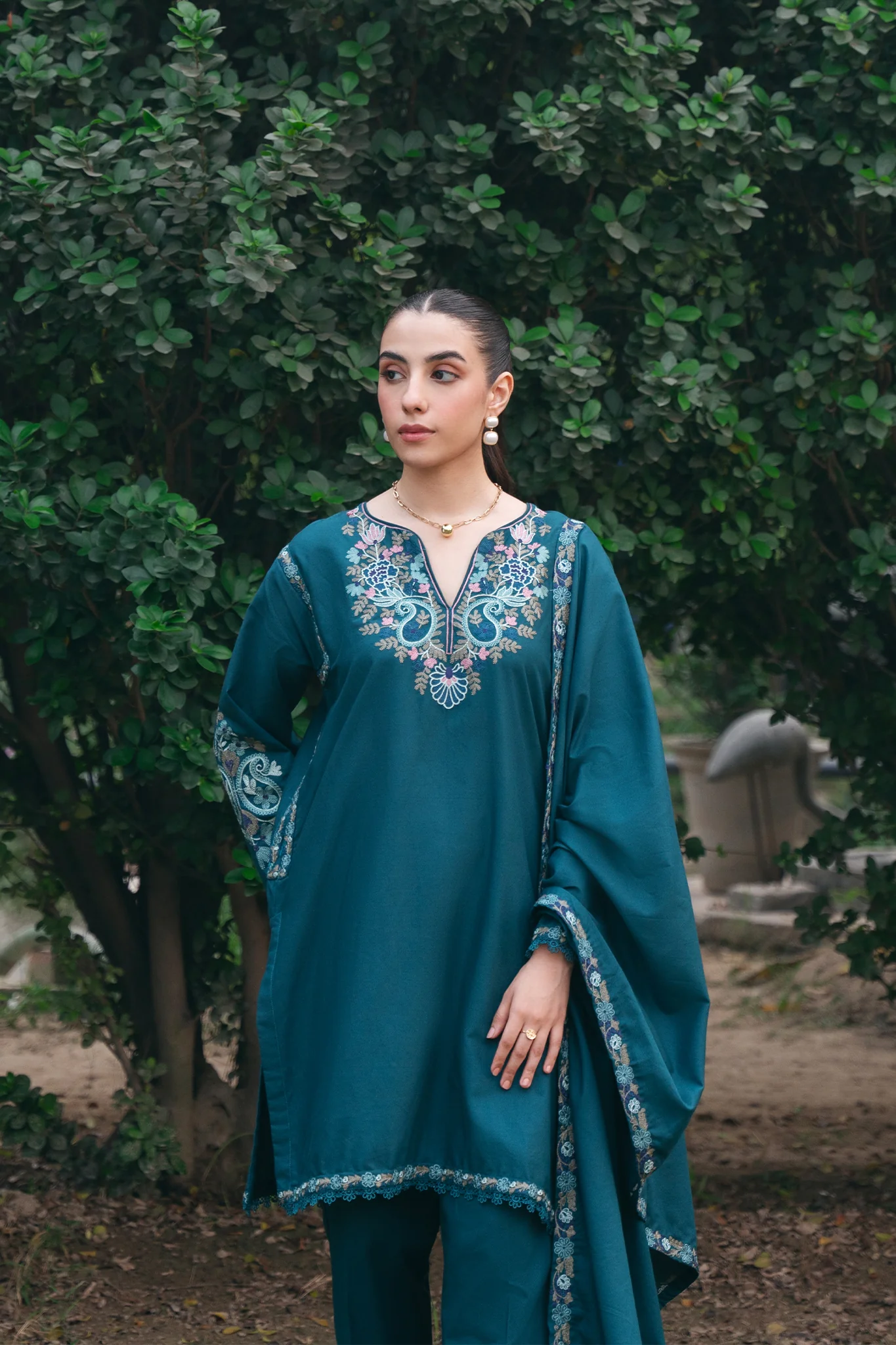 Aabroo - Image 7