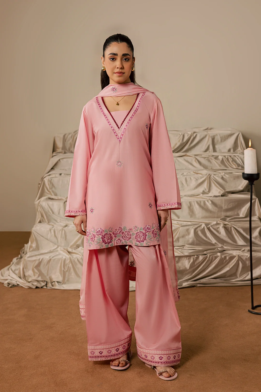 Gulrukh - Image 2