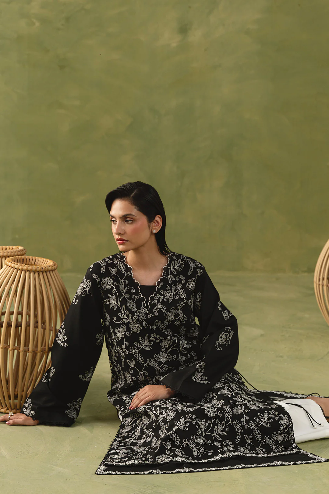 IVORY VINE - Image 5