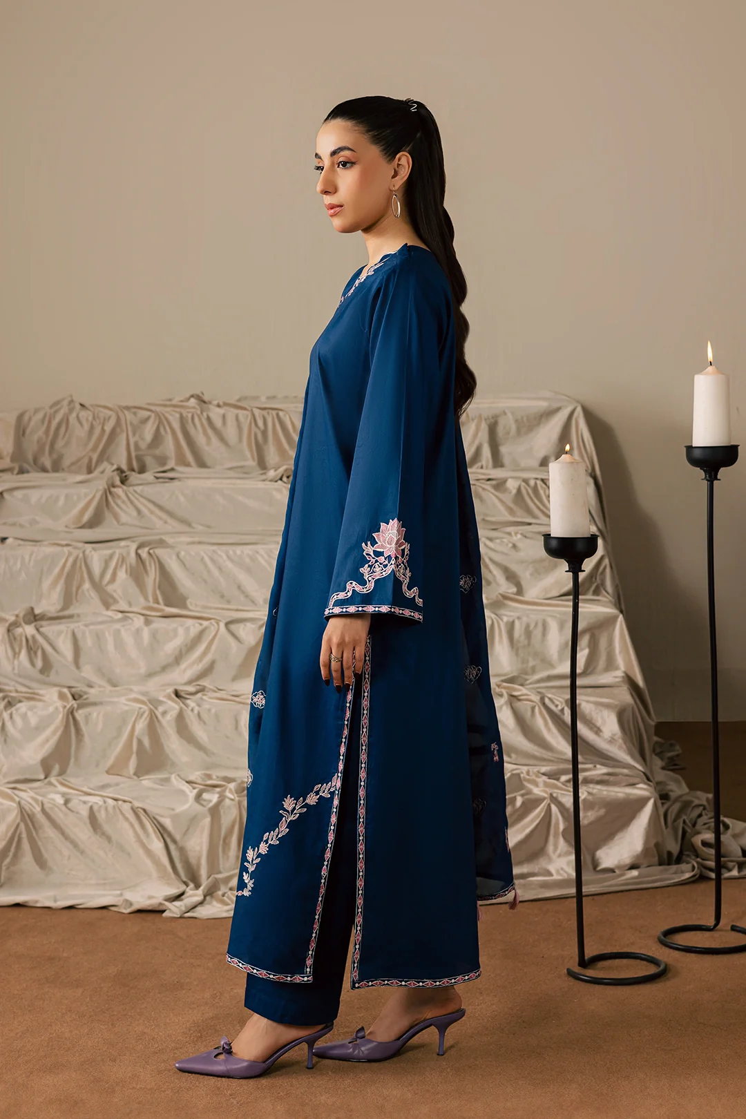 MehruNisa - Image 2