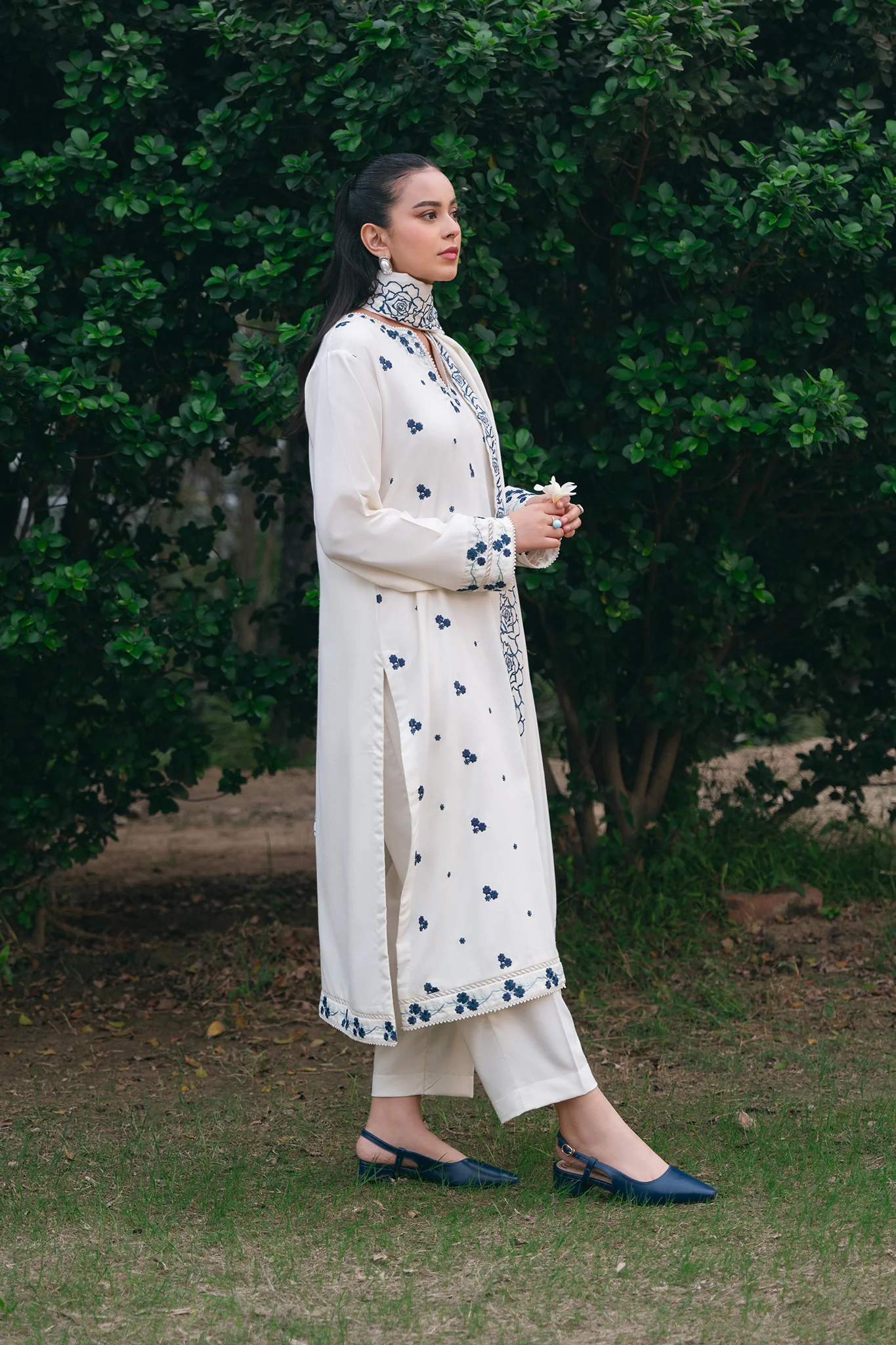 Naaz - Image 7